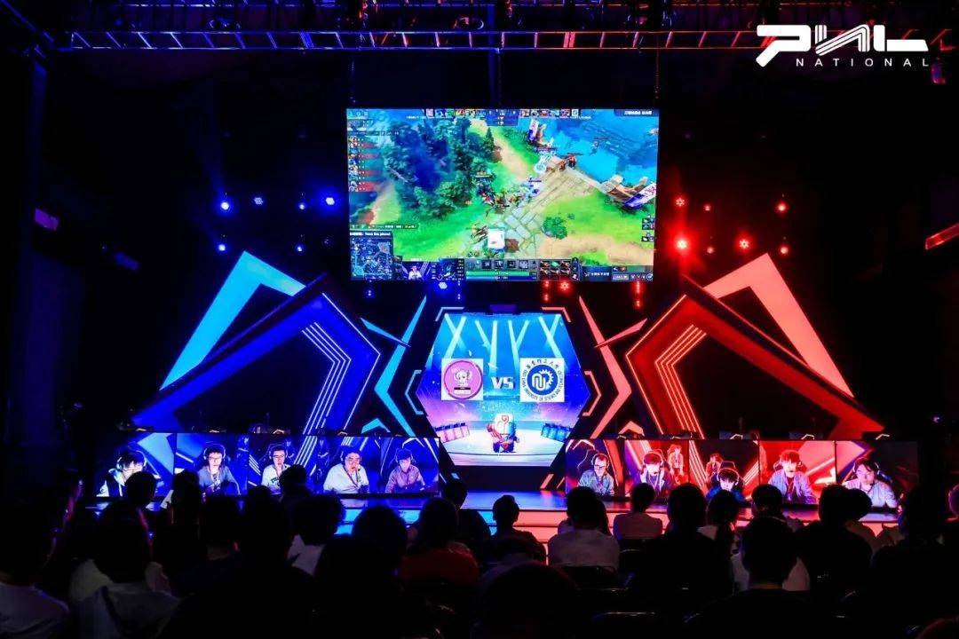 勇士全队共 勇士全队共