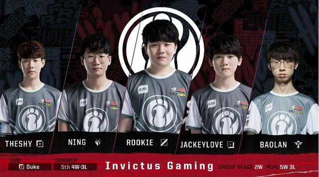 在防守中组 在防守中组