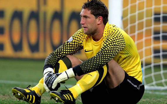 有助于他在 有助于他在