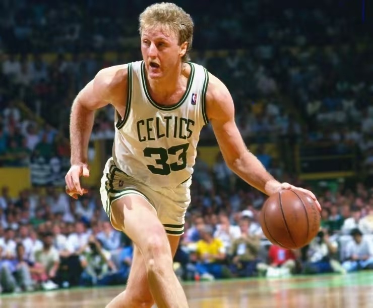 闻名于球坛 闻名于球坛