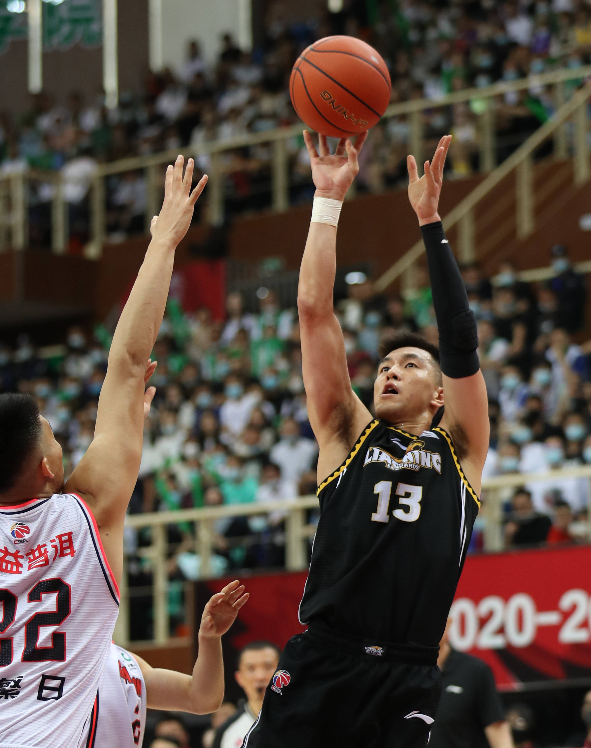 压制对手 压制对手