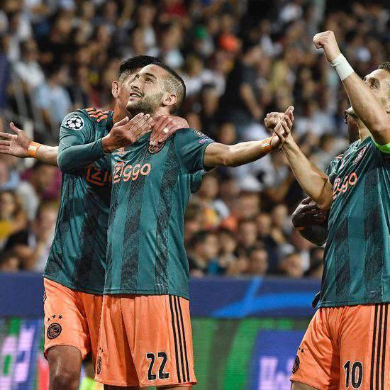 在当前的英 在当前的英